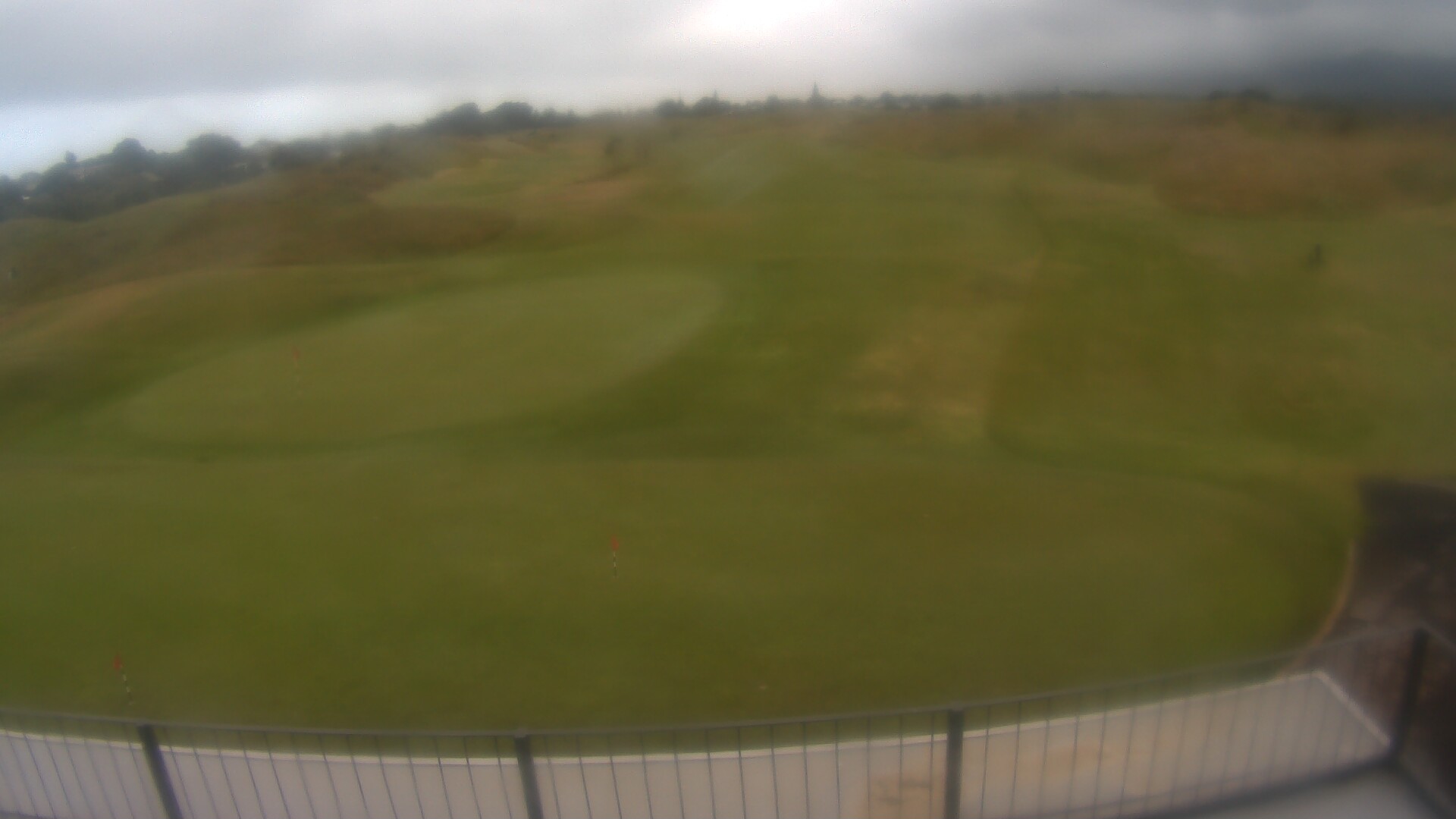 On course webcam at Paraparaumu Beach